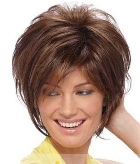 It has everything you could want from a short haircut at a later age, from a low maintenance shape to light and wispy bangs. Fabulous over 50 short hairstyle ideas 67 - Fashion Best