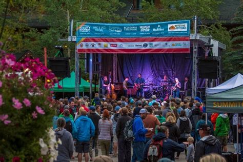 15 Ways To Have An Unforgettable Time At Keystones Mountain Town Music