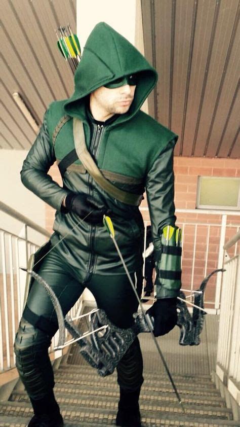 A Replica Prop Cw Green Arrow Suit The Green Arrow Pinterest