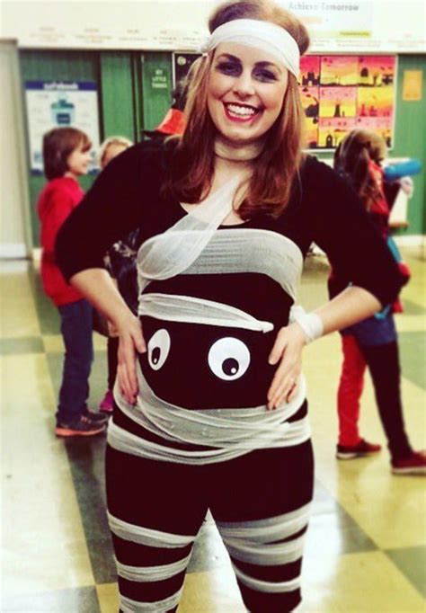 30 Maternity Halloween Costumes That Are Scary Good Pregnant