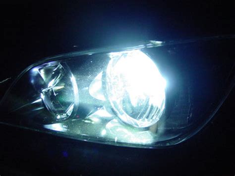 How To Maintain Your Car Headlights For Lasting Brightness