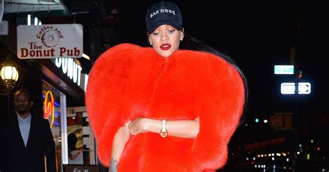 Celebrity Halloween Costumes Diy Beyonce Rihanna Adele Time