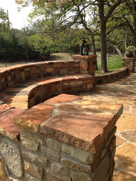 The Eagle Ranchs Built In Patio Seating Texas Sandstone Flagstone
