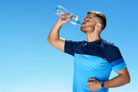 Struggle To Drink Enough Water Heres How To Stay Hydrated Unify