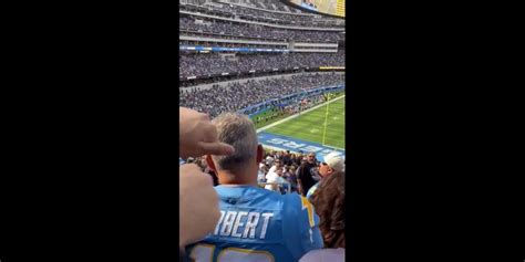 Nfl Fans Fight At Sofi Stadium During Chargers Raiders Game Fox News
