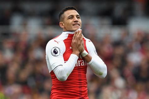 Alexis sánchez has said he has no regrets about his move to manchester united but that he was sometimes left out with no explanation. Alexis Sanchez tax: Arsenal star's agent clarifies ...