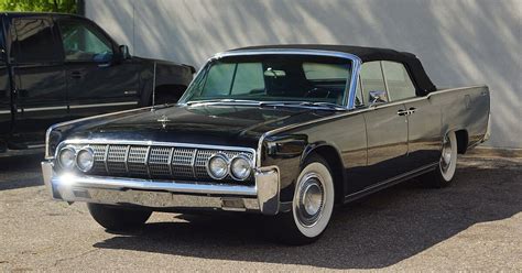 Built To Last 10 Classic American Luxury Cars That Never Age