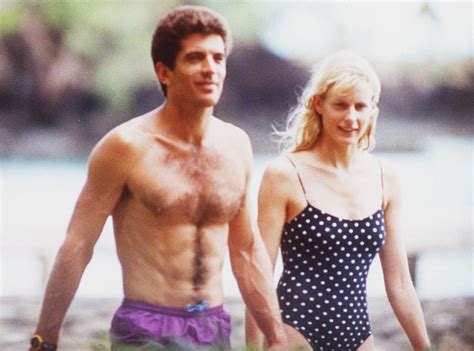 After Romancing Sarah Jessica Parker Jfk Jr Moved On To Steel Magnolias Beauty Daryl Hannah