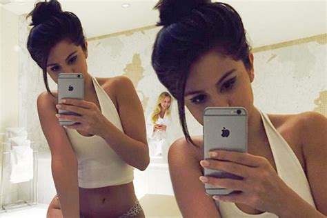 Selena Gomez Strips Off In Seductive Lingerie Shot A Day After Deleting Raunchy Selfie Mirror
