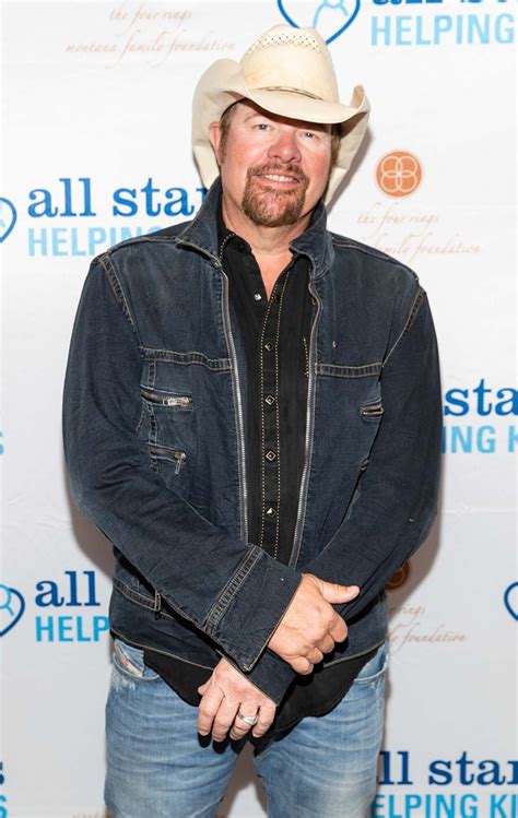 singer toby keith s stomach cancer battle in his own words
