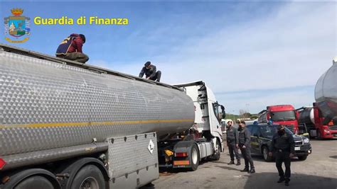 Inchiesta Petrol mafie, «Ruggiero, imprenditori collusi con i Piromalli ...