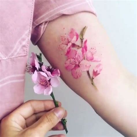 30 Stunning Colourful Flowers Tattoo Ideas Tatuajes De Flor De