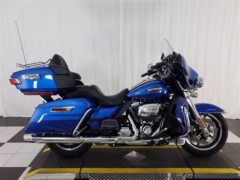 Pre Owned 2017 Harley Davidson Ultra Limited Flhtk Touring In West Palm