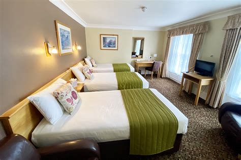 Triple Rooms In London Darlington Hotel