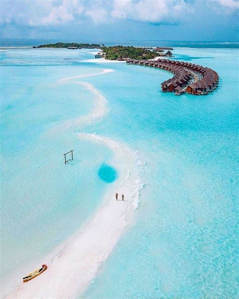 Maldives Places To Travel Beautiful Travel Destinations Maldives Resort