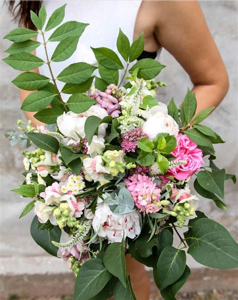 Send flowers to new york from uk. Flowerwell)NY - american flowers week