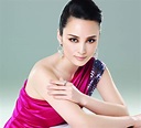 Chinese actress Jiang Qinqin (16 photos)