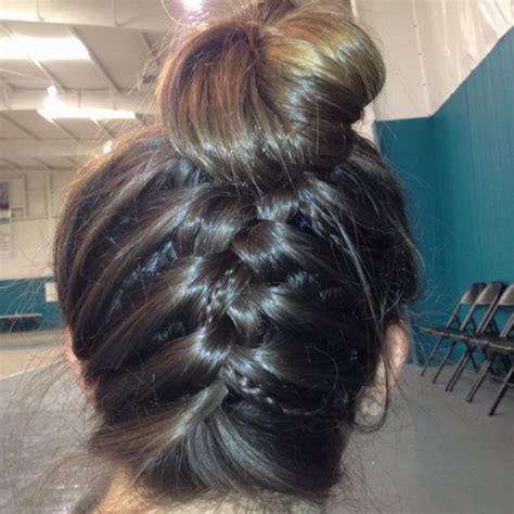 As you reach the tips, secure everything with a clear hairband. Upside down French braid! | Hair makeup, Beautiful hair, Upside down french braid