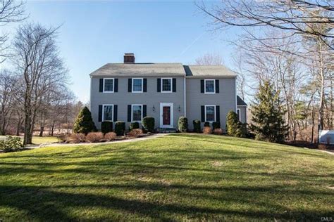 7 E Ridge Rd Ridgefield Ct 06877 ®