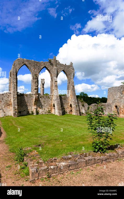 Ruins Of Bayham Abbey Kent England Stock Photo Alamy