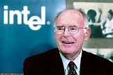 Co-founder of Intel honored by president
