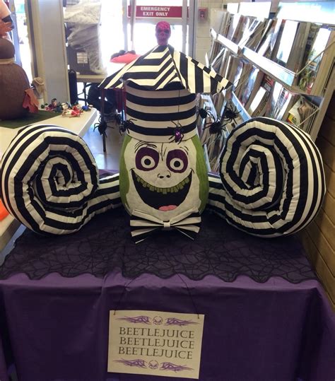 For over 20 years the nightmare before christmas' jack skellington, or the pumpkin king, has been terrifying and delighting children in equal measure. beetlejuice decorating ideas | Billingsblessingbags.org