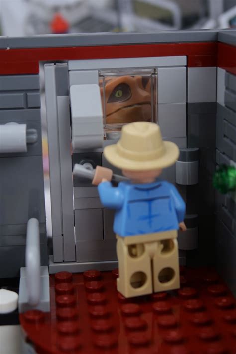 Reboot The Door Locks Lego Jurassic Park Velociraptor Chase Clever Girl Jurassic Park Lego