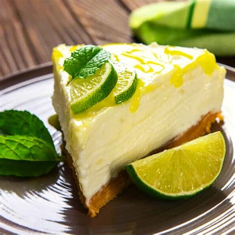 Best Key Lime Pie In The Florida Keys Coco Plum Vacation Rentals