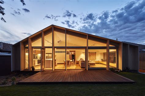 Laminated Timber To House Warc Studio Melbourne House Lean To