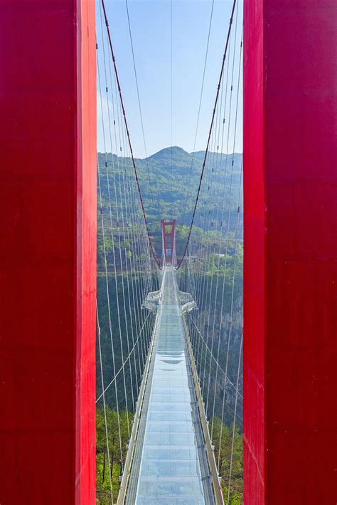 Uad Designs The Worlds Longest Glass Bottomed Bridge In Lianzhou China