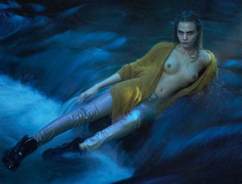 Cara Delevingne Topless Photo Thefappening