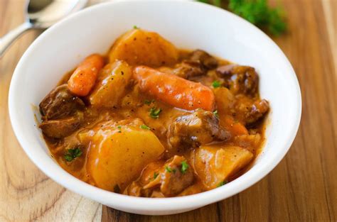Add it to everything—from potatoes and burgers to meatloaf, soups and so much more, and watch. Crock Pot Beef Stew - I like the idea of the Lipton Onion soup mix and cream of celery soup in ...