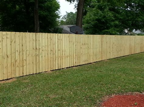 We stock a wide selection of wooden fence panels and here at grangewood, we're proud of our competitive prices. Wood Fence Tampa Florida | Tampa Wood Fence Installers