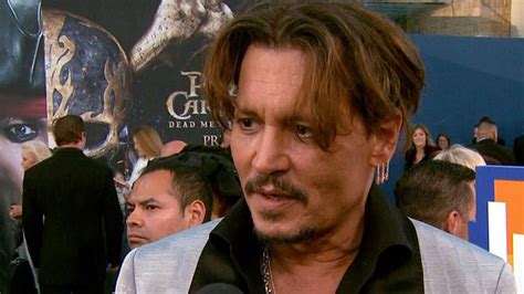 johnny depp dishes on disneyland guests reactions to his surprise appearance on ‘pirates of the