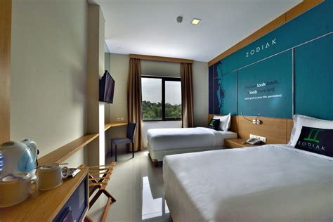 Superior Twin Room Only Zodiak Mt Haryono Jakarta