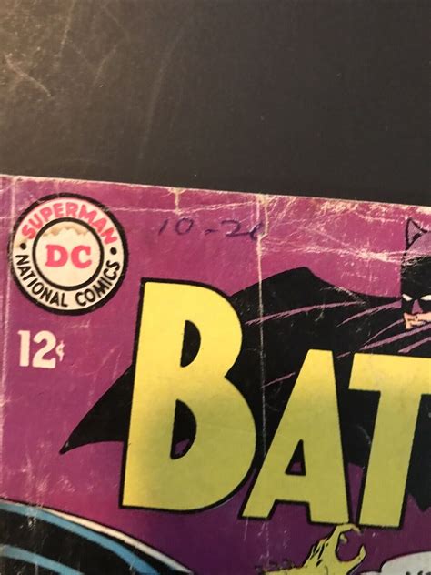 Batman 197 4th Silver Age Catwoman New Batgirl Appearance 1967 Dc