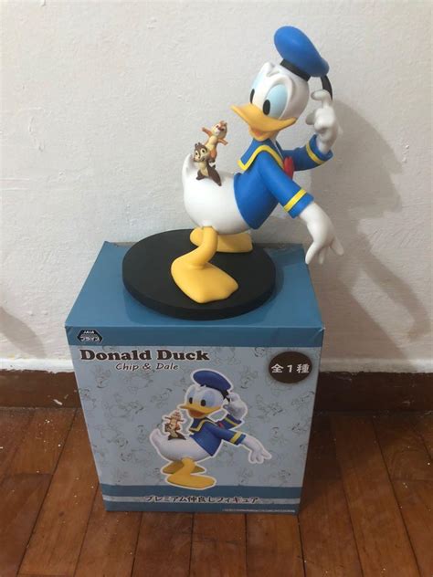 Donald Duck Figure Hobbies And Toys Toys And Games On Carousell