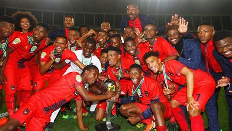 Ts galaxy head coach owen da gama was overwhelmed by jubilation after he steered the rockets to victory yesterday against swallows fc. TS Galaxy never doubted ability to beat Chiefs: Mdlinzo ...
