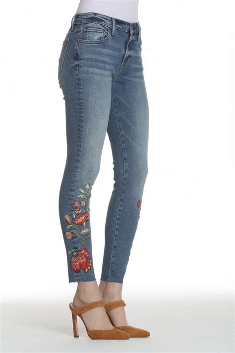 Driftwood Skinny Jeans Jackie Cajun Red Floral Embroidery