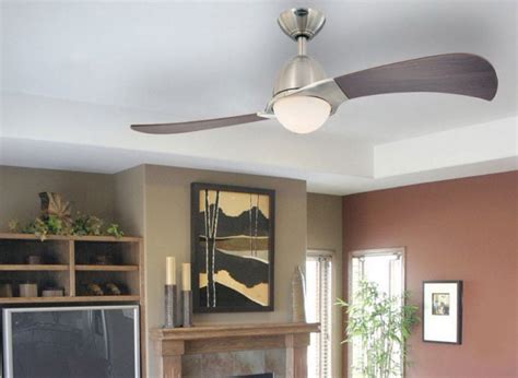 20 Beautiful Bedrooms With Modern Ceiling Fans