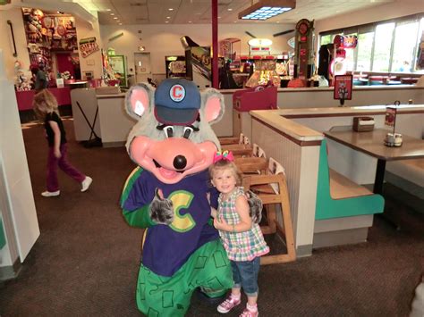 Life With The Lafleurs Chuck E Cheeses