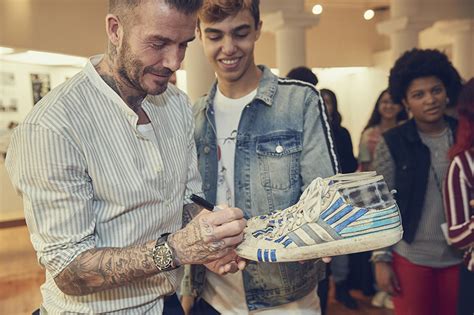 David Beckham Con Adidas Original Apoyan El Joven Talento De Moda
