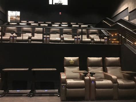 Exclusive Sneak Peek Inside The New Amc Dine In Theater In The Staten