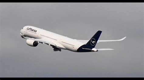 The site owner hides the web page description. 離陸後のひねりが凄い!!Lufthansa A350 New Livery 羽田国際空港 RWY34R ...