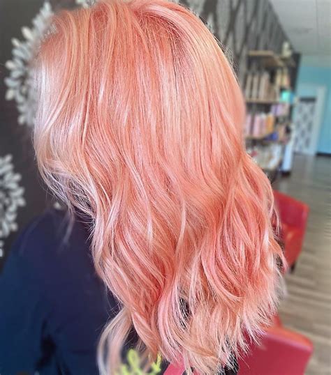 34 Hottest Pink Hair Color Ideas From Pastels To Neons Peachy Pink