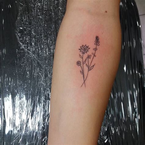 This love is sometimes concealed, which is why it can make the perfect tattoo, in terms of dimensional symbolism. simple tattoo simple flowers tattoogirs tattoo minimal ...