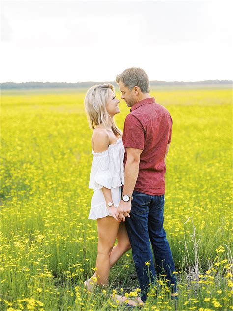 Flower Field With Couple Couple Photos Couples Photographer