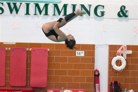 Swimming And Diving Teams Drop Close Meet To Iona Pipe Dream