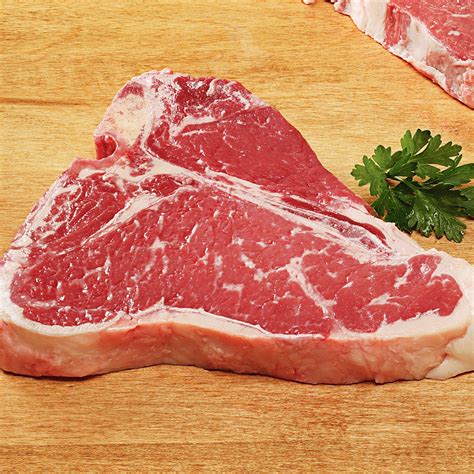 The tenderloin and the new york strip. T-BONE STEAK - Clube da Carne