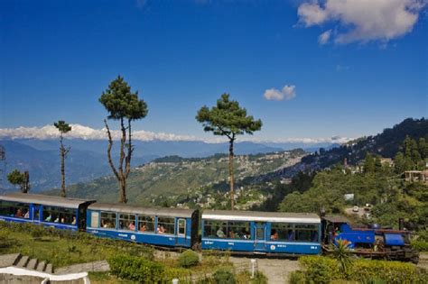 6 Days Explore Gangtok Pelling Darjeeling Tour Package